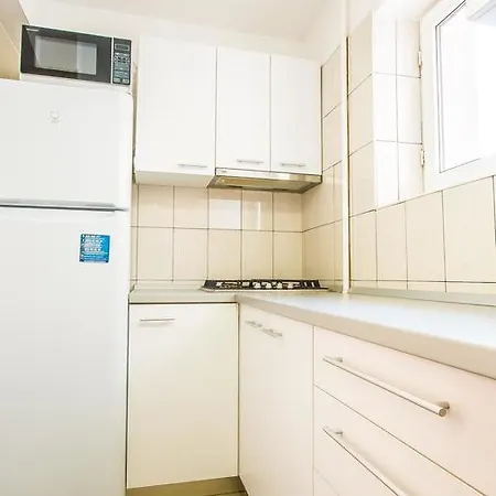 Apartment Next To Intercontinental Bucharest